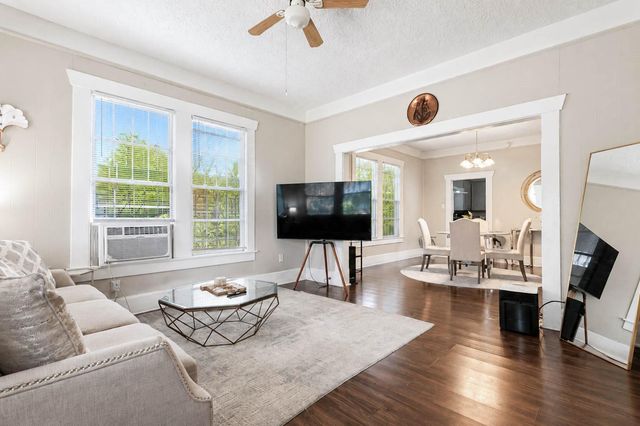 4019 Garrow Street, Houston, TX 77003