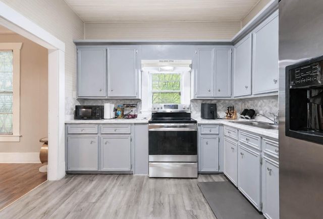 4019 Garrow Street, Houston, TX 77003