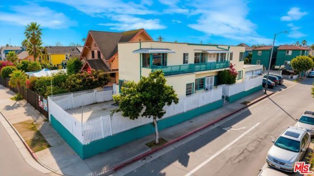 2200 S Normandie Avenue, Los Angeles, CA 90007