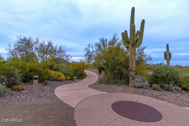 12845 W MILTON Drive, Peoria, AZ 85383