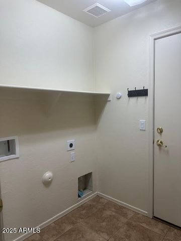 12845 W MILTON Drive, Peoria, AZ 85383