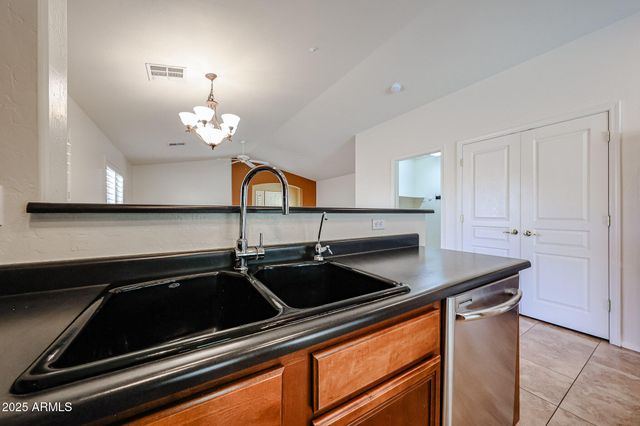 12845 W MILTON Drive, Peoria, AZ 85383