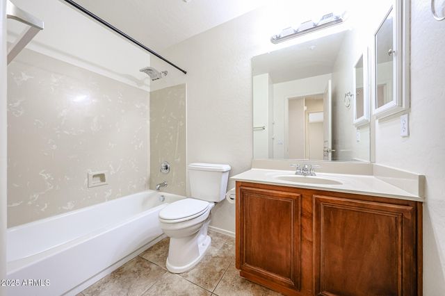 12845 W MILTON Drive, Peoria, AZ 85383