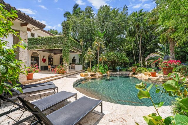 8550 Old Cutler Road, Coral Gables, FL 33143