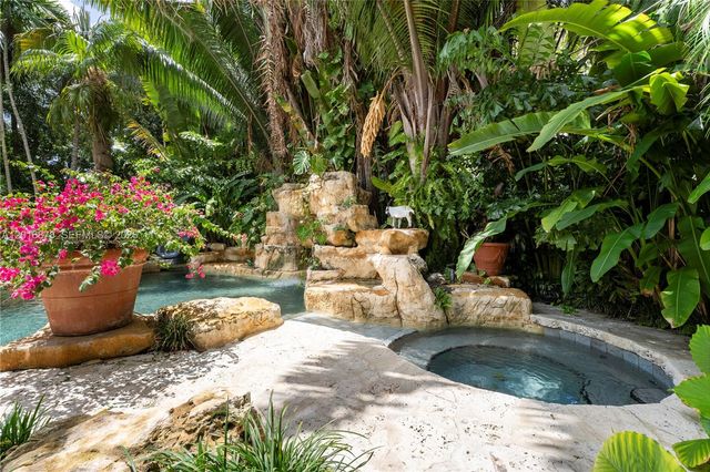 8550 Old Cutler Road, Coral Gables, FL 33143