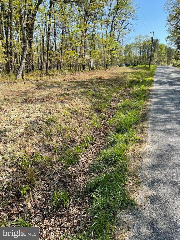 13323 BLACK MEADOW RD, Spotsylvania, VA 22553