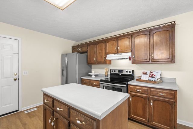 394 Buckingham Blvd, Gallatin, TN 37066