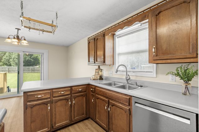 394 Buckingham Blvd, Gallatin, TN 37066