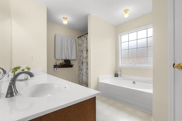 394 Buckingham Blvd, Gallatin, TN 37066