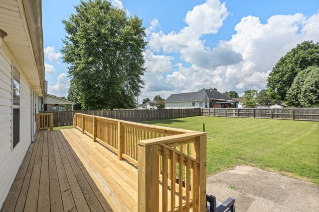 394 Buckingham Blvd, Gallatin, TN 37066