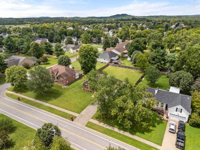 394 Buckingham Blvd, Gallatin, TN 37066