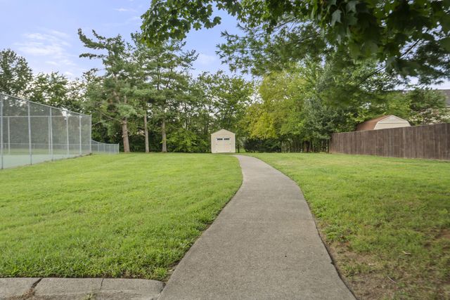 394 Buckingham Blvd, Gallatin, TN 37066