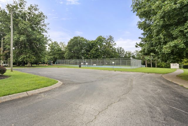 394 Buckingham Blvd, Gallatin, TN 37066