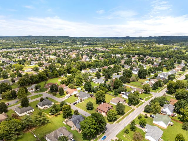 394 Buckingham Blvd, Gallatin, TN 37066