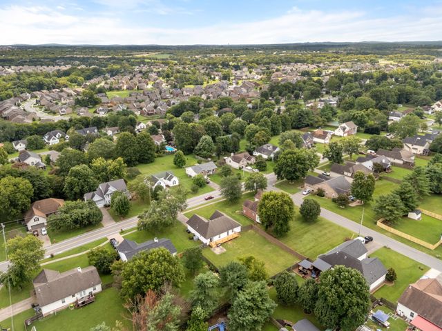 394 Buckingham Blvd, Gallatin, TN 37066