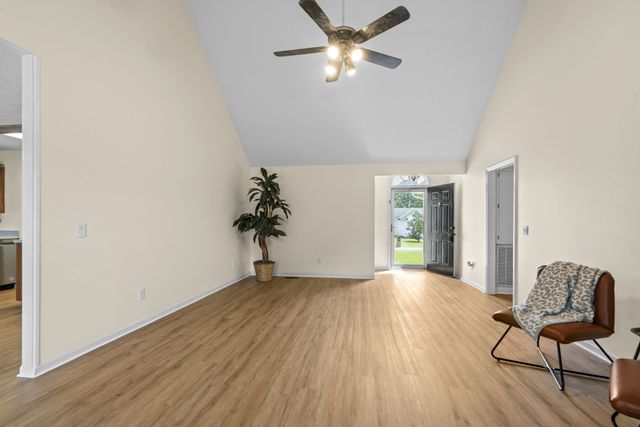 394 Buckingham Blvd, Gallatin, TN 37066