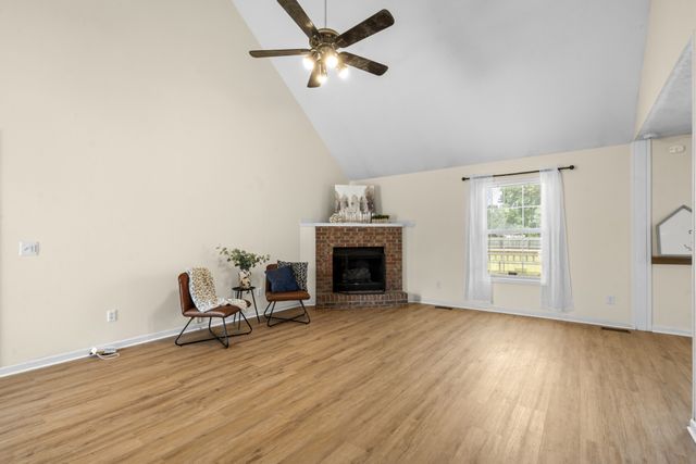 394 Buckingham Blvd, Gallatin, TN 37066