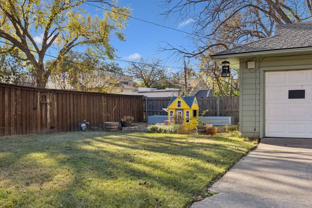 10016 Linkwood Drive, Dallas, TX 75238