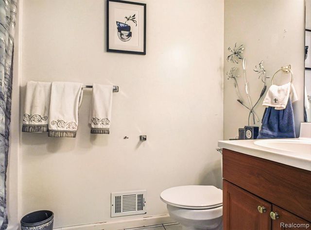 4086 Squire Hill Drive, Flushing, MI 48433