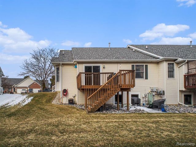 4086 Squire Hill Drive, Flushing, MI 48433