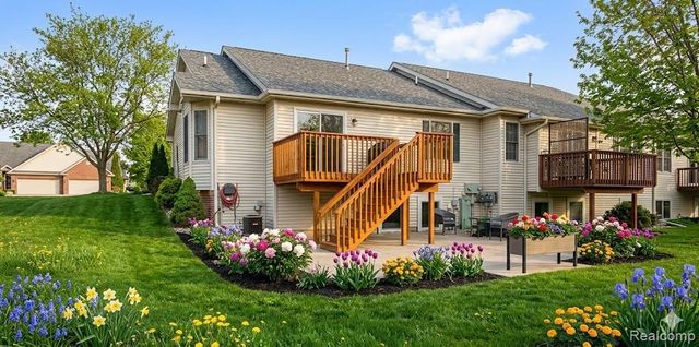 4086 Squire Hill Drive, Flushing, MI 48433