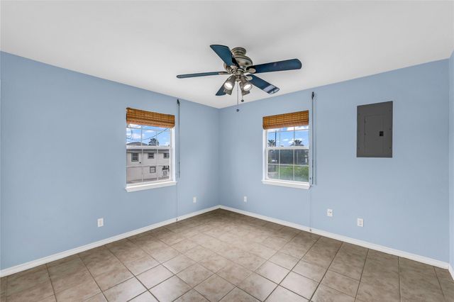 16526 Nassau Way, Galveston, TX 77554