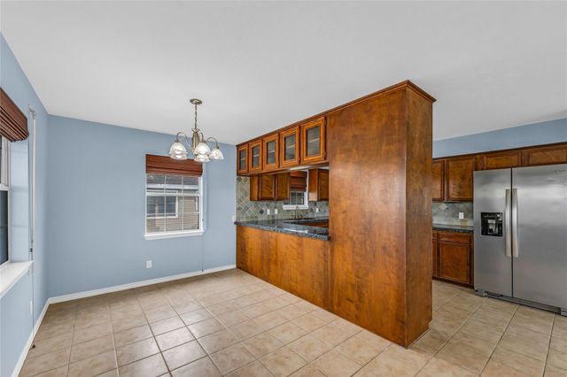 16526 Nassau Way, Galveston, TX 77554