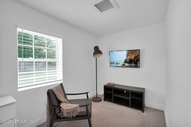 2050 LAUREL Drive, Middleburg, FL 32068