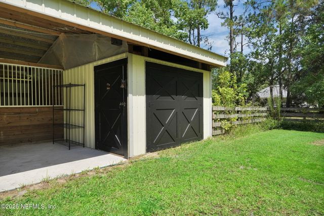 2050 LAUREL Drive, Middleburg, FL 32068