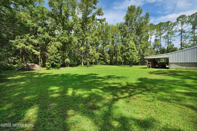 2050 LAUREL Drive, Middleburg, FL 32068