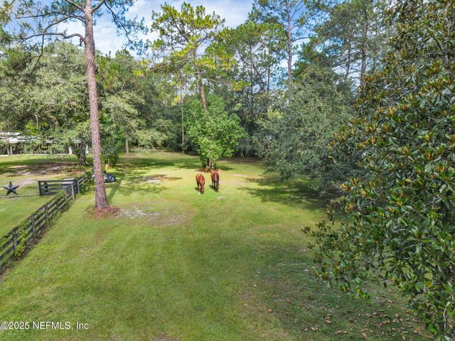 2050 LAUREL Drive, Middleburg, FL 32068