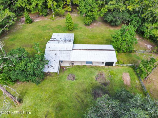 2050 LAUREL Drive, Middleburg, FL 32068