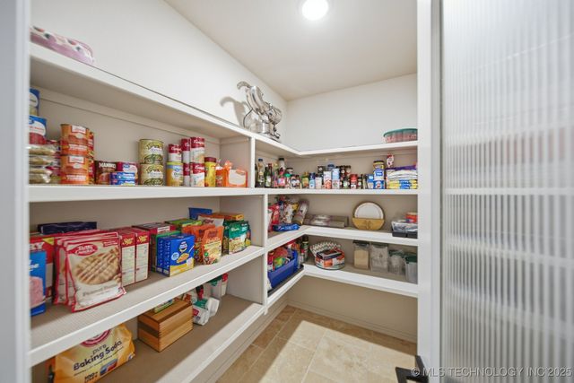 6323 N 25th Street, Broken Arrow, OK 74014