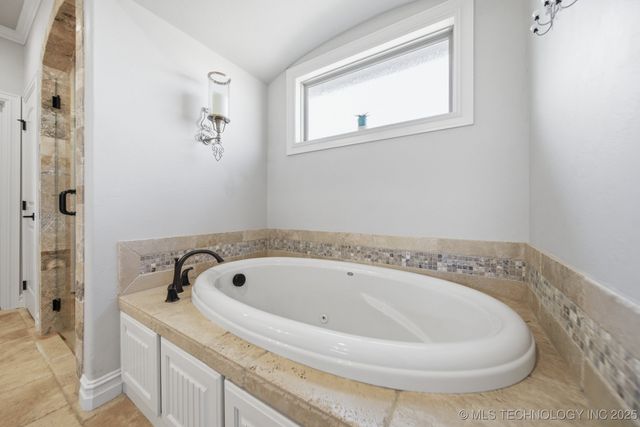 6323 N 25th Street, Broken Arrow, OK 74014