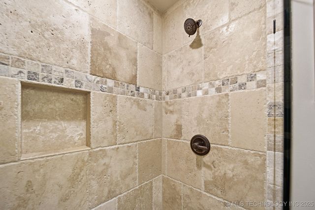 6323 N 25th Street, Broken Arrow, OK 74014