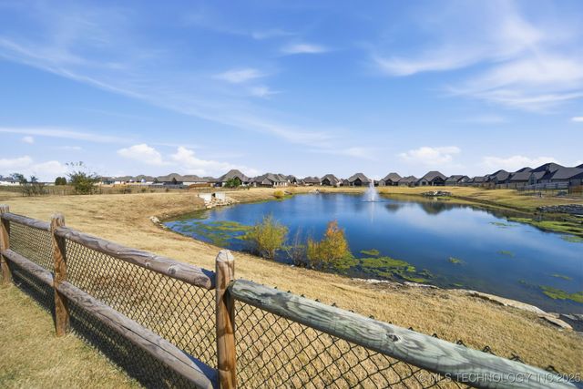 6323 N 25th Street, Broken Arrow, OK 74014