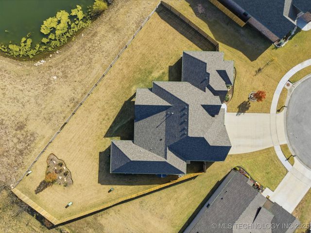 6323 N 25th Street, Broken Arrow, OK 74014