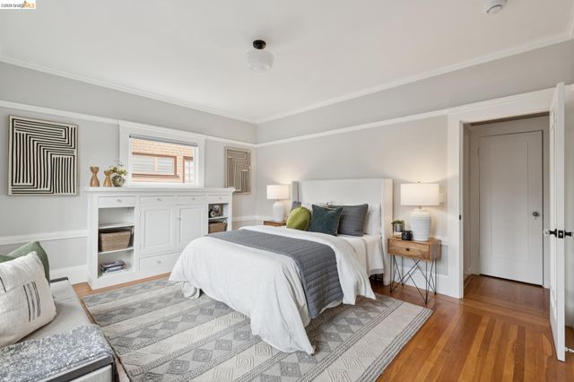 6426 Benvenue Ave 1, Oakland, CA 94618