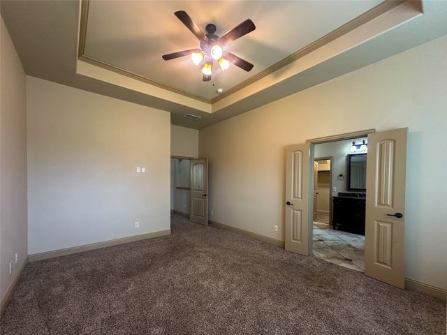 422 Calvert Drive, Midlothian, TX 76065