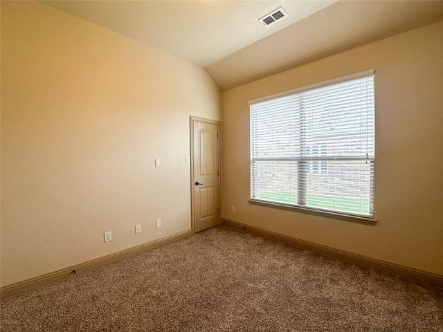 422 Calvert Drive, Midlothian, TX 76065