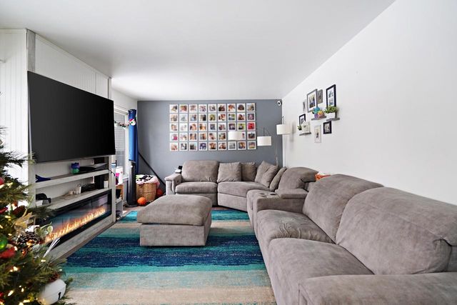 9327 69th STREET, Kenosha, WI 53142