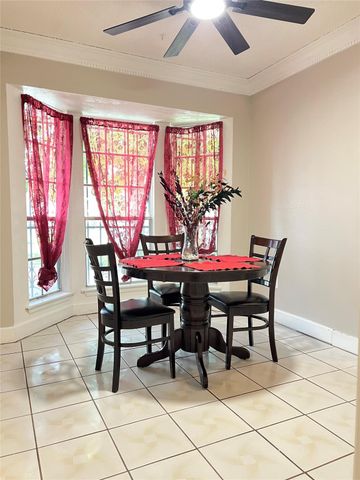 15119 Mcleod Drive, Houston, TX 77060