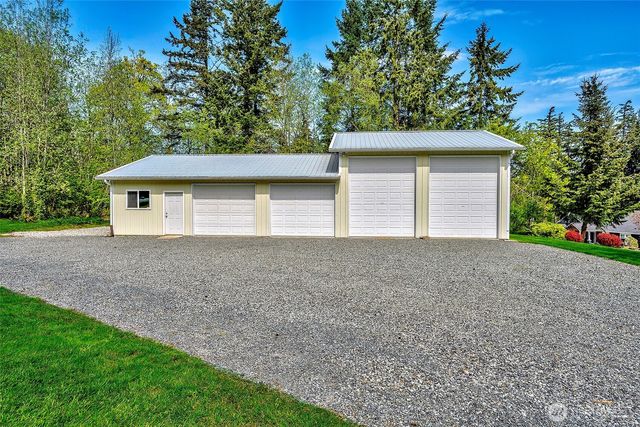 257 Dawn Crest Place, Camano Island, WA 98282