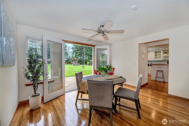 257 Dawn Crest Place, Camano Island, WA 98282