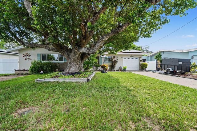 5603 LOWN STREET N, St Petersburg, FL 33714