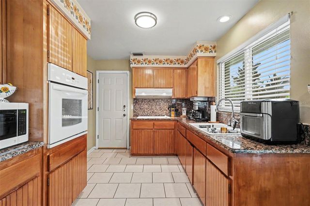 5603 LOWN STREET N, St Petersburg, FL 33714