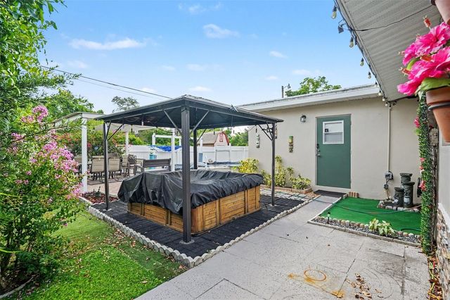 5603 LOWN STREET N, St Petersburg, FL 33714