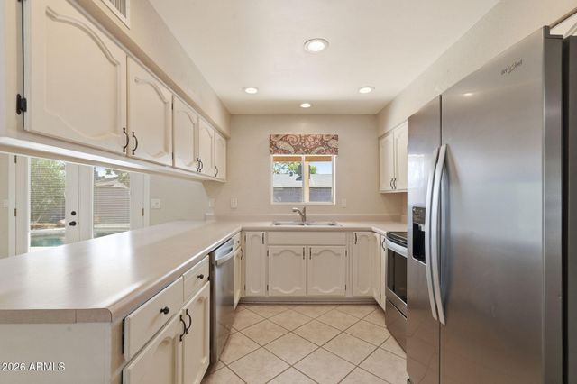 423 W Horseshoe Avenue, Gilbert, AZ 85233