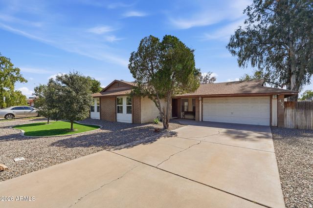 423 W Horseshoe Avenue, Gilbert, AZ 85233