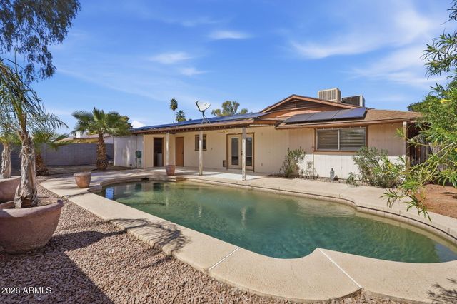 423 W Horseshoe Avenue, Gilbert, AZ 85233